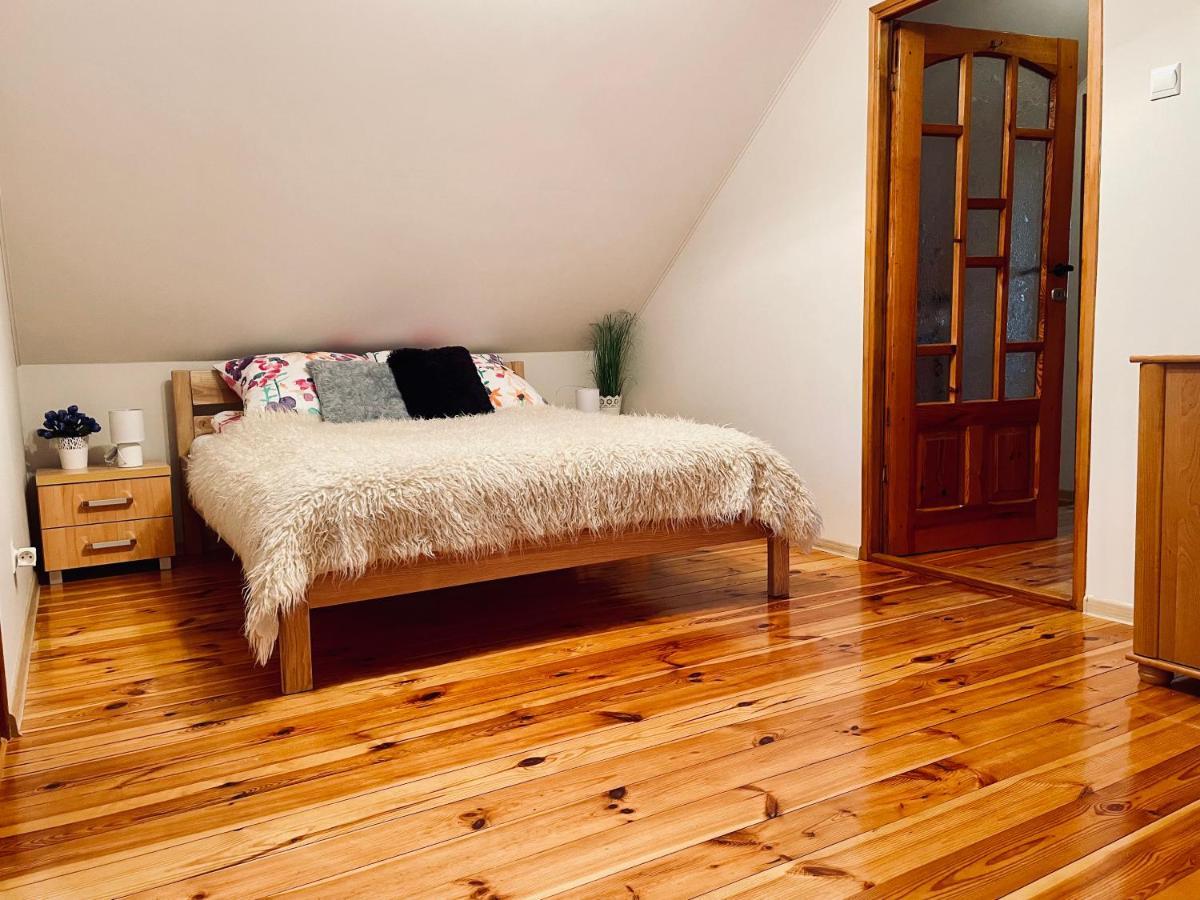 Domek Pod Lasem Lubycza Krolewska Extérieur photo